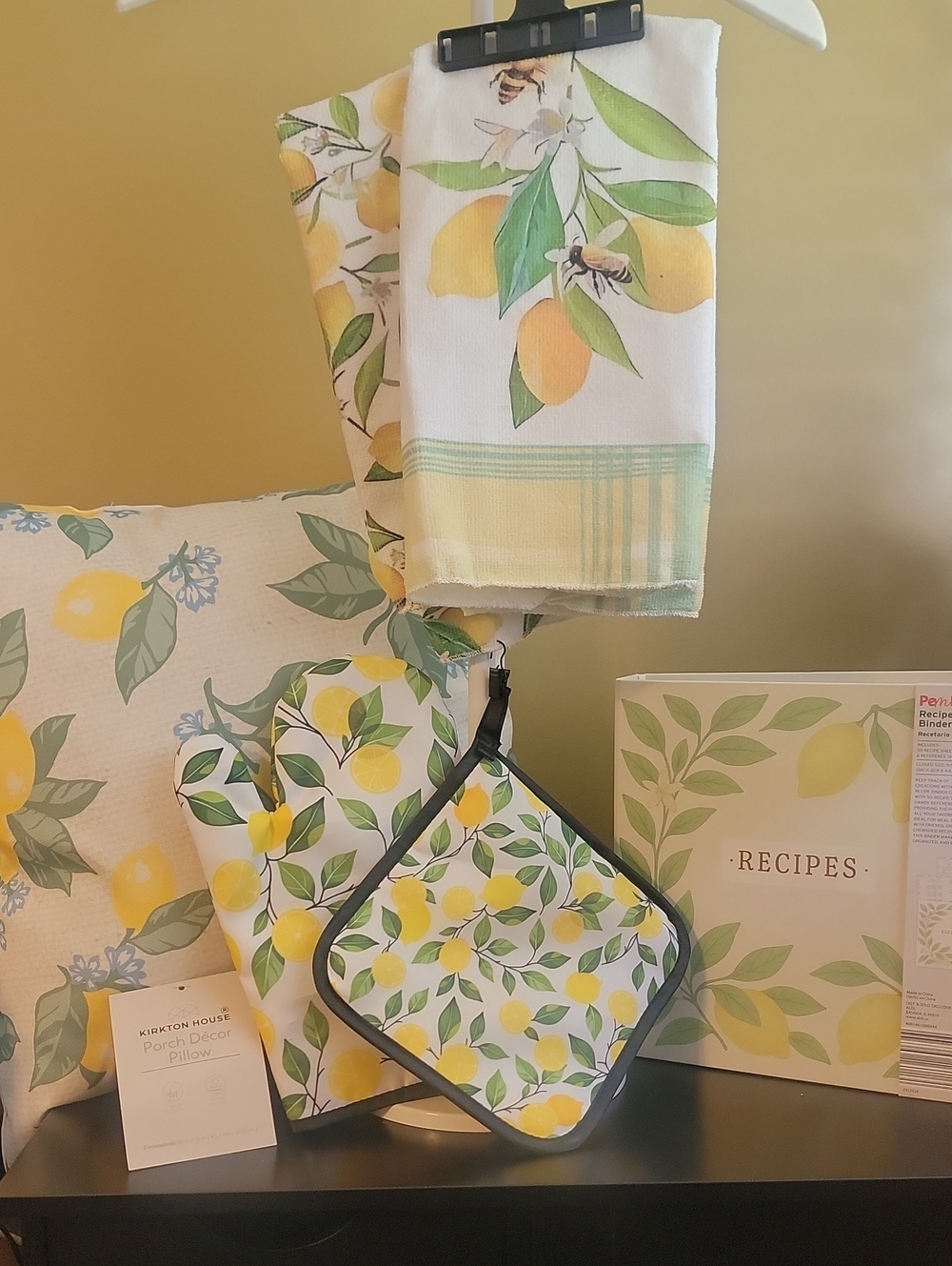 *GIFTABLES* Lemon Botanical Kitchen Towel & Potholder , Pillow, Recipe Book Set